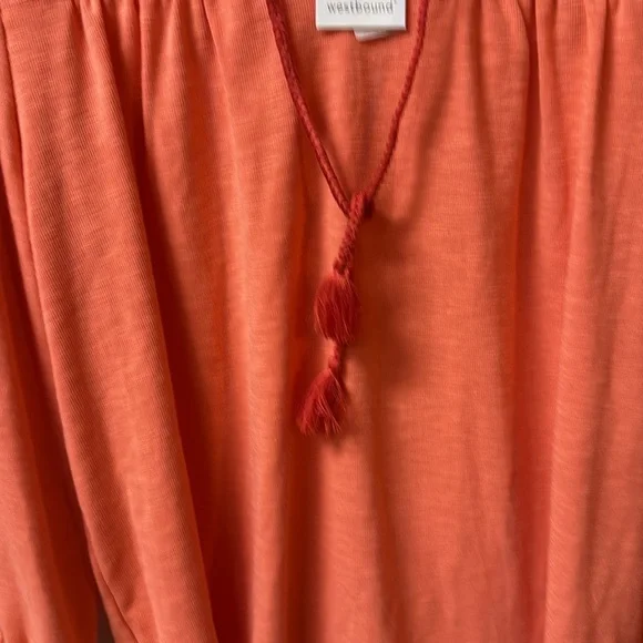 Ladies Blouse - Picture 3 of 5